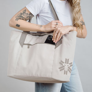 Wander Tote